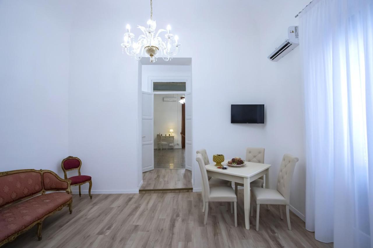 Terre D'Oro, Appartamento Di Lusso In Centro Citta ปาแลร์โม ภายนอก รูปภาพ